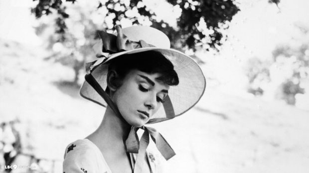 Audrey Hepburn Wallpapers HD.