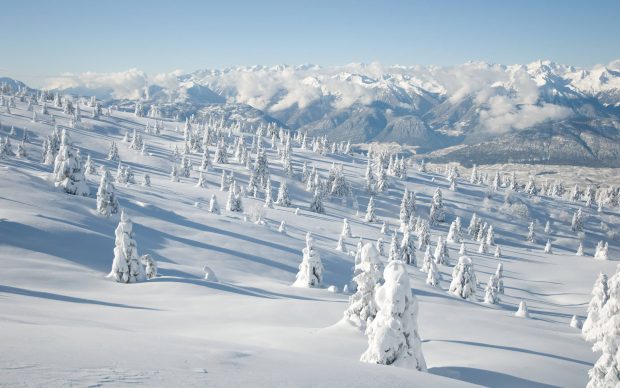Free Download Snowy Mountains Image.
