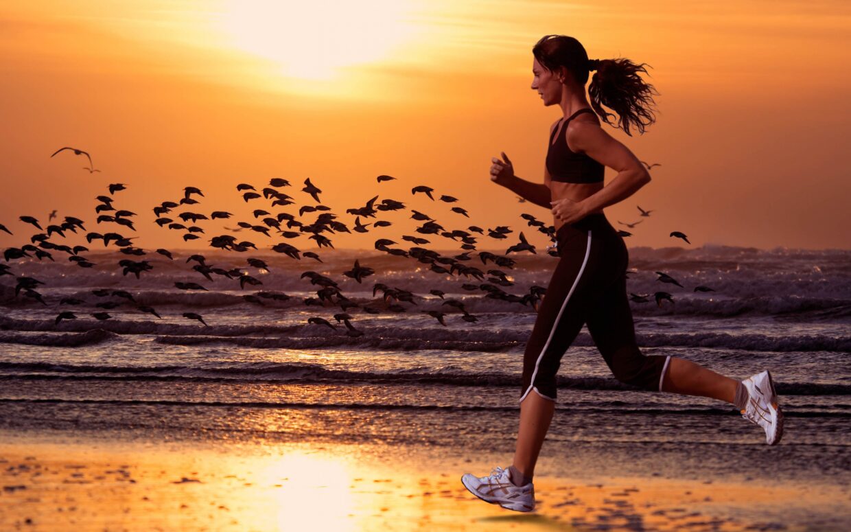 Running Wallpapers HD - PixelsTalk