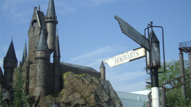 Hogwarts Castle Background HD.
