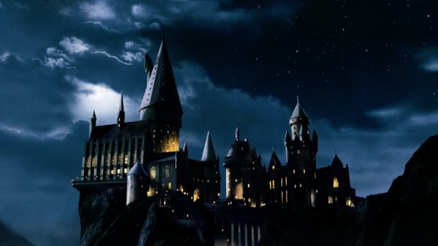 Hogwarts Castle Wallpaper.