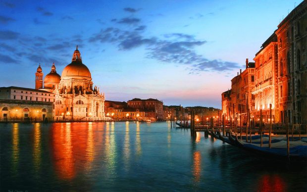 Venice Italy HD Picture.