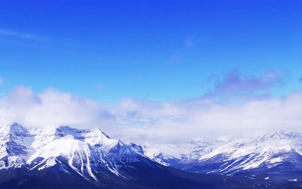 1440 x 900 Mountains Wallpaper.