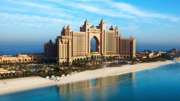 Atlantis Dubai Skyscapes 2560 x 1440 Image.