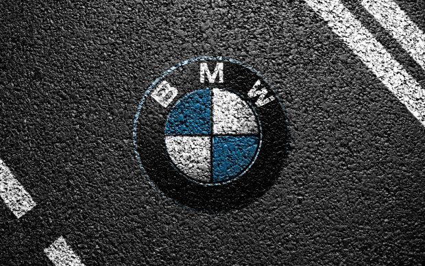 Bmw logo wallpaper download.