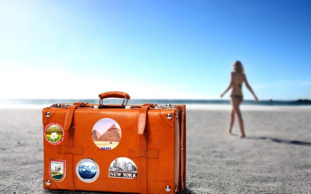 Club MAC Alcudia suitcase wallpapers.