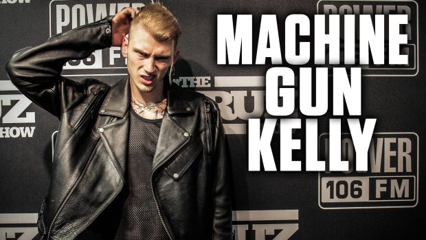 Cool Machine Gun Kelly Wallpaper.