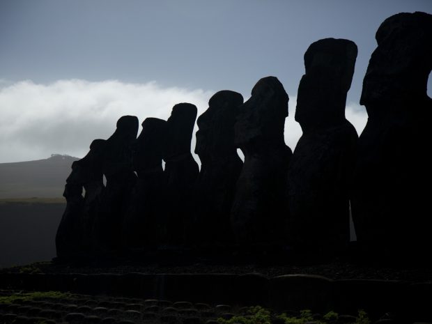 Easter Island Image 1920x1440.