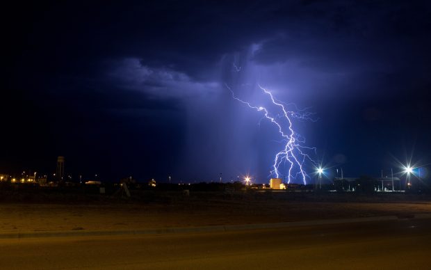 Free Download Lightning Storm Background.