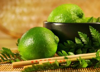 Green Fresh Lime Food Photography Wallpaper Widescreen.