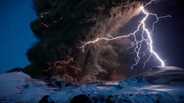 Lightning Storm HD Background.