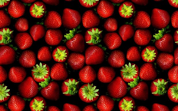 Many Strawberry Fruits Wallpaper.