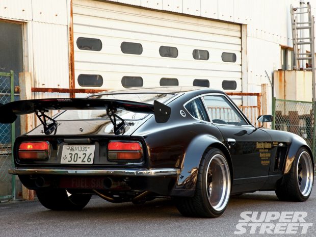 Nissan Datsun 240Z Wallpaper Free Download.