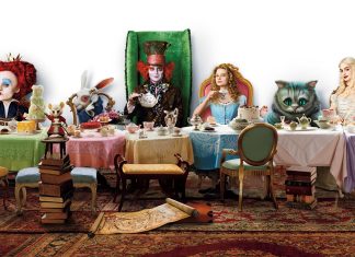 Alice in Wonderland Desktop Wallpaper.
