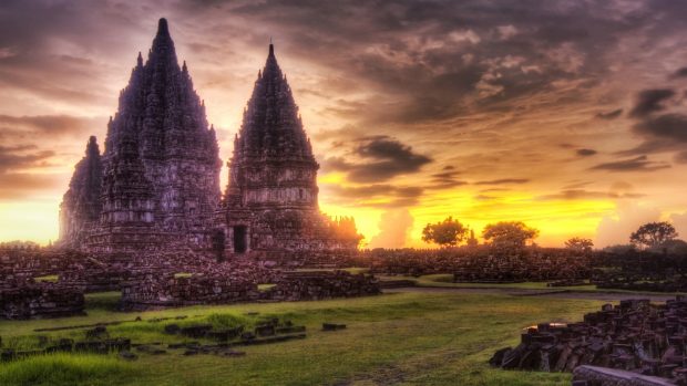 Free Angkor Wat Temple Photo.