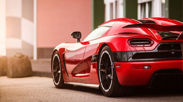 Koenigsegg Agera R Black and Red Wallpaper.