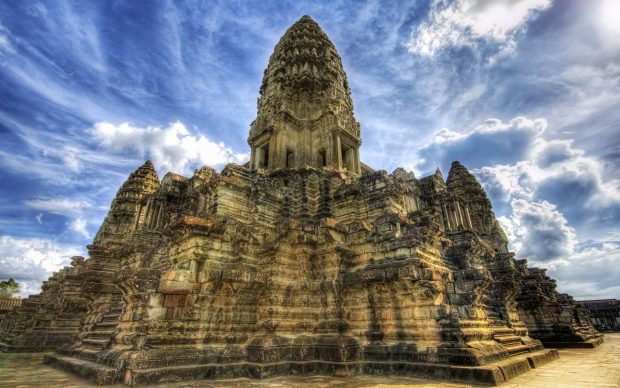 Temple in Angkor Wat Widescreen Wallpaper.