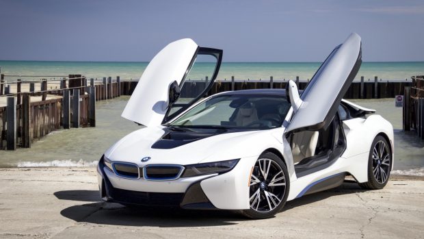 2560x1440 bmw i8 white side.