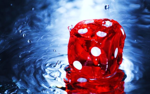 3D Dice in Water HD Wallpapers.