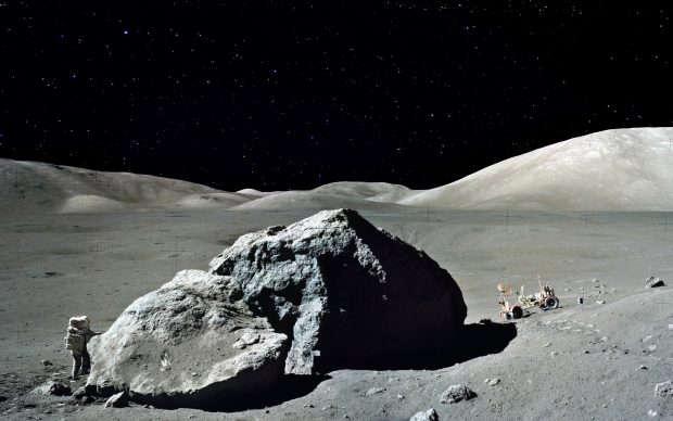 Apollo 17 HD Wallpaper.