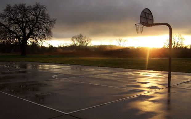 Basketball Court by SnowmanHitman.
