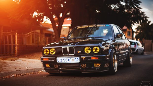 Bmw e30 sunshine.