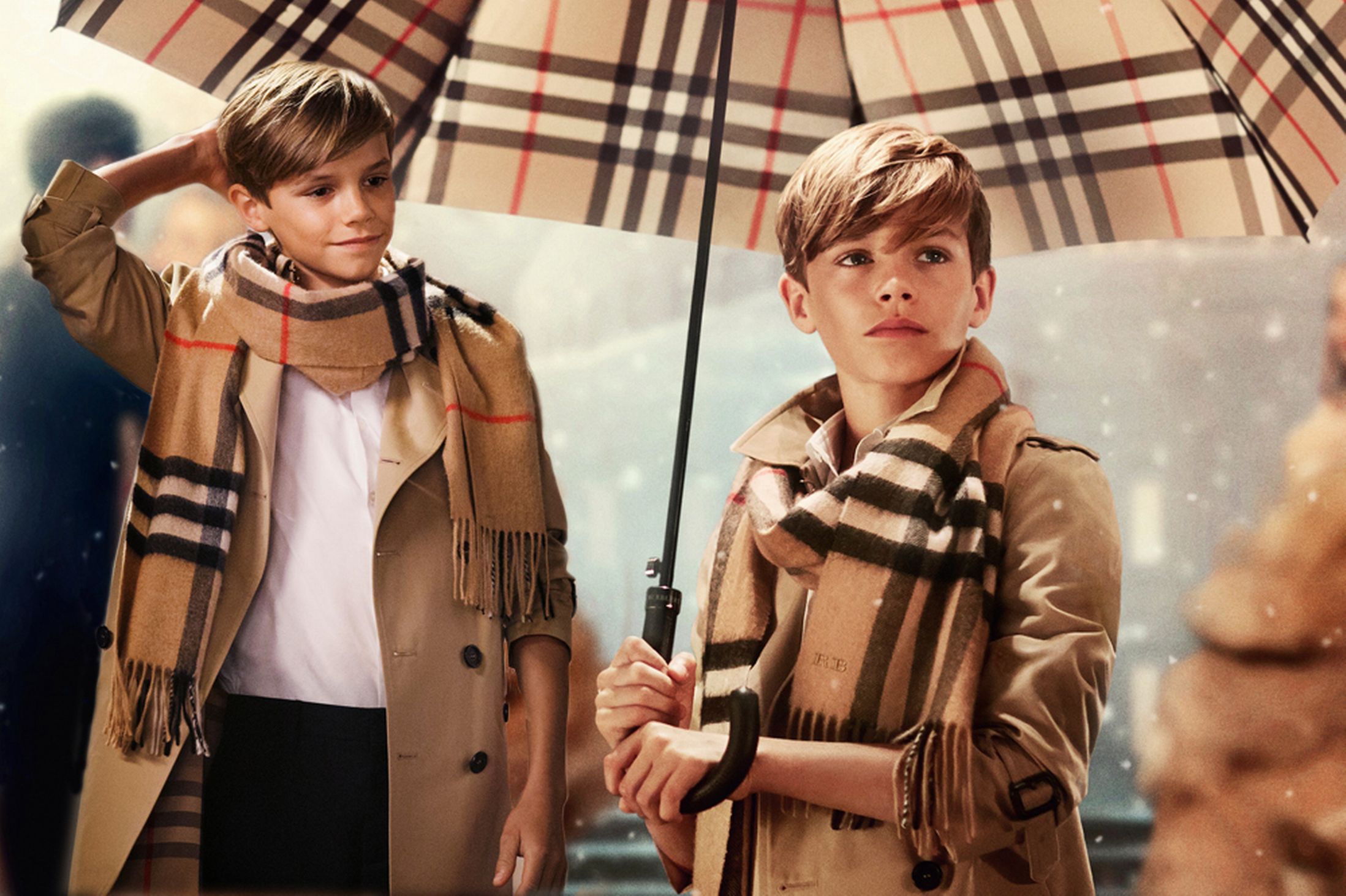 Featured image of post Cute Burberry Wallpaper : Wallpapers for iphone and ipad.
