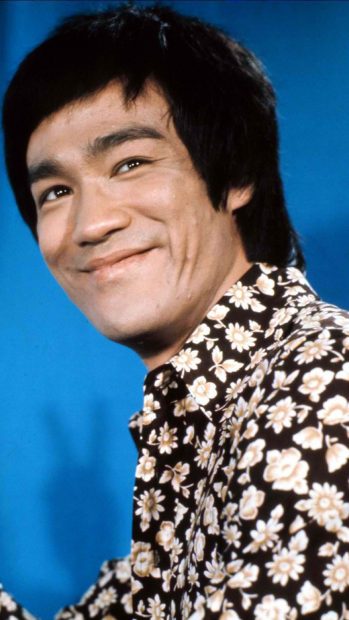 Bruce Lee iPhone actor celebrity shirt photos 1080x1920.