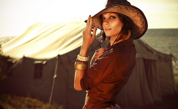 Cowgirl wallpaper 2560x1600.