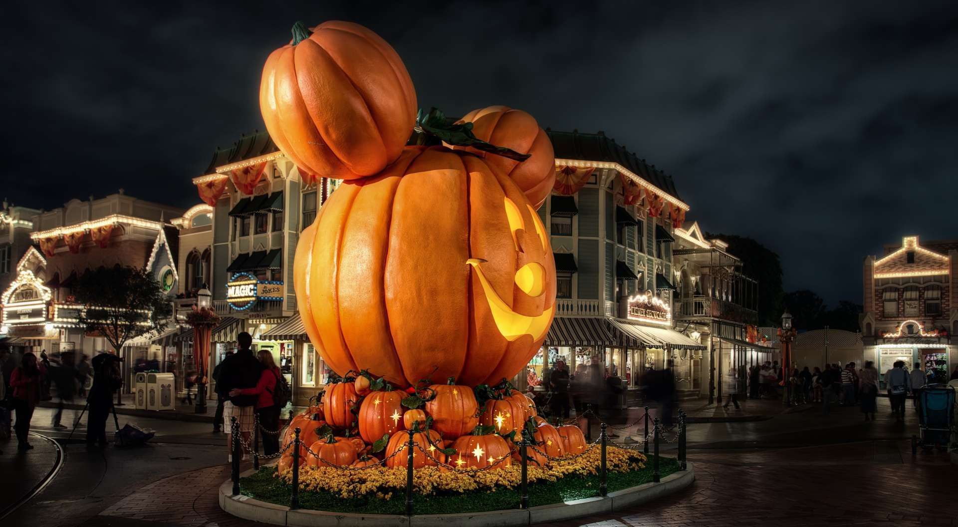 Disney Halloween Backgrounds Free | PixelsTalk.Net