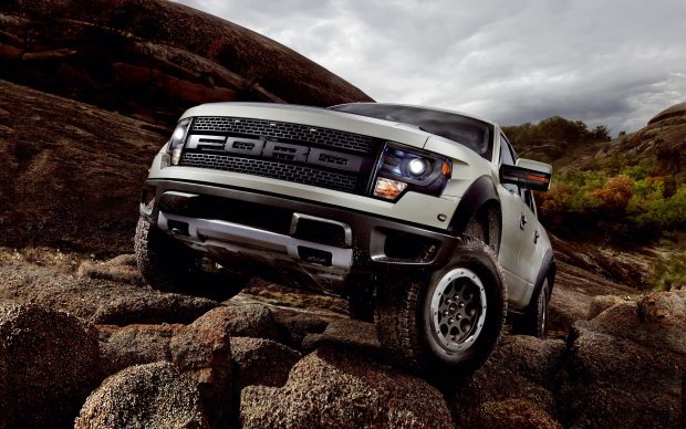 Ford f 150 svt raptor wide photos.