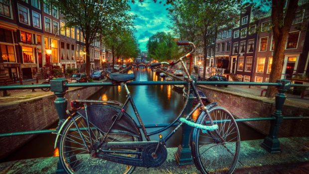 Free Amsterdam Images.