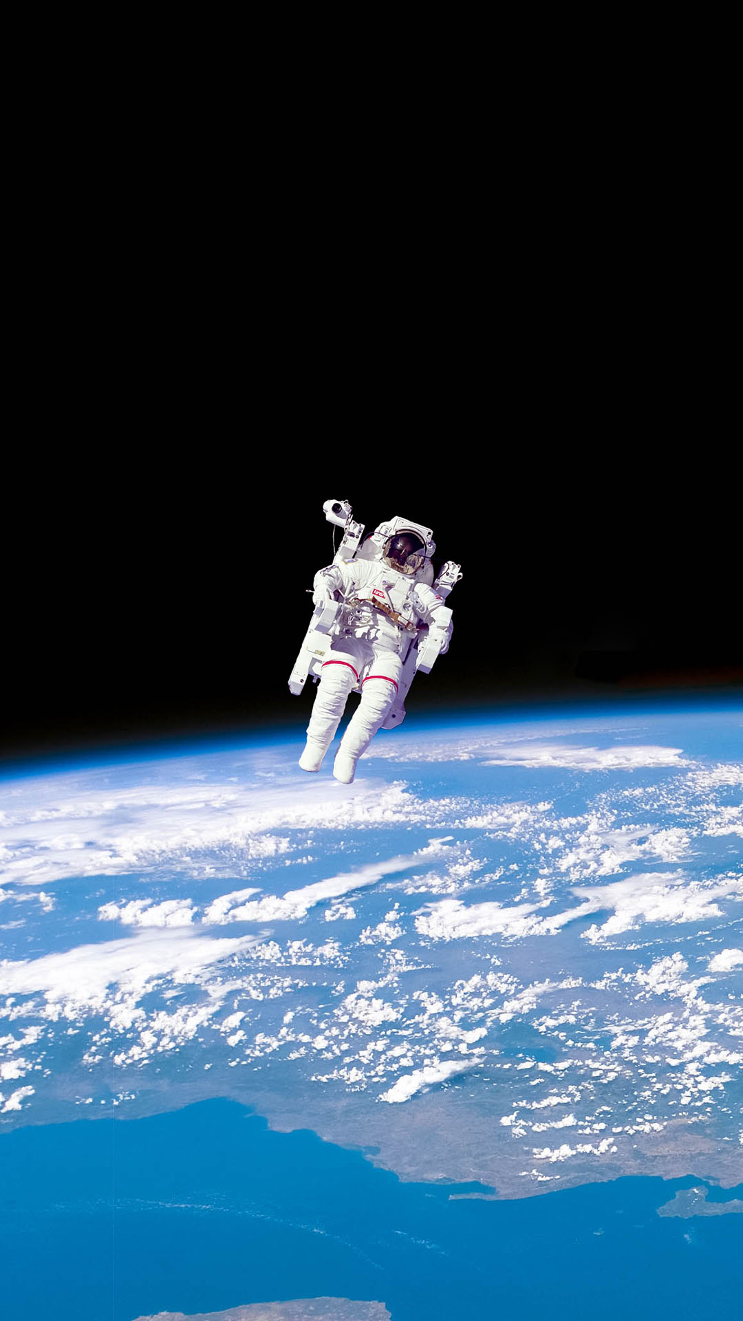 Balloonlooking planets and astronaut 2K wallpaper download