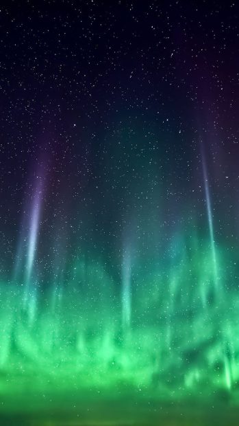 Free Aurora Borealis Photo for Mobile.