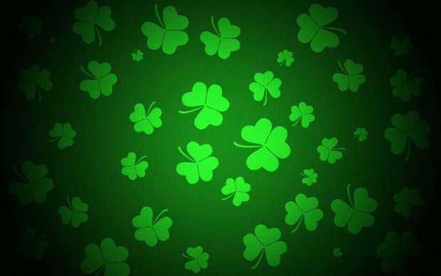 Free Download Four Leaf Clover Wallpapers HD.