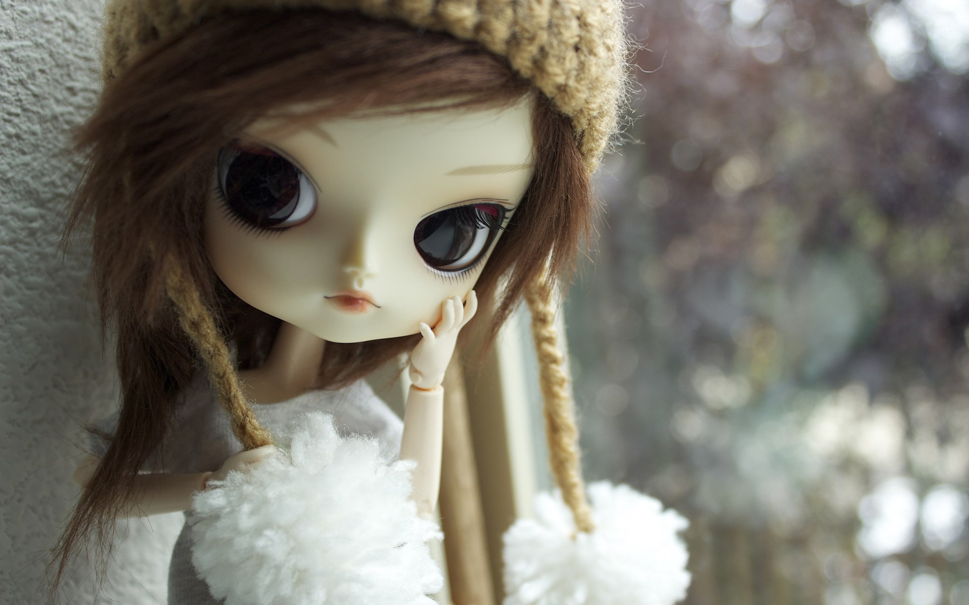 Gorgeous toy doll wallpaper