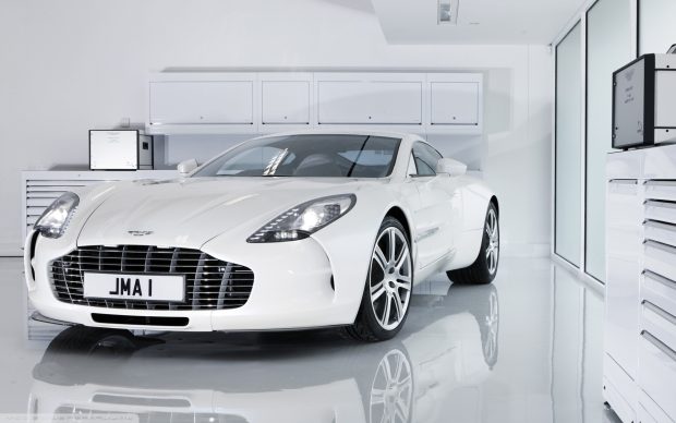 Picture of White Aston Martin One 77.