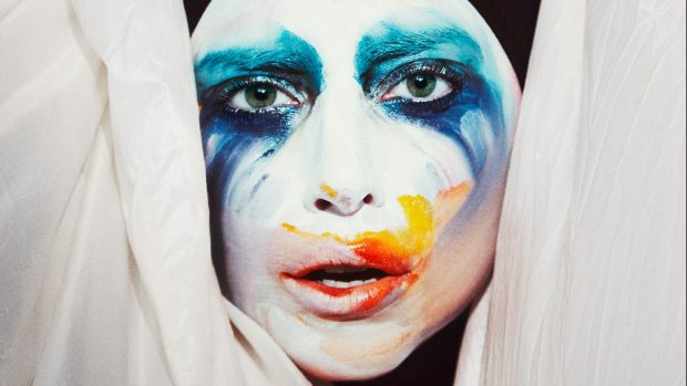 Wallpaper of Lady Gaga Artpop.