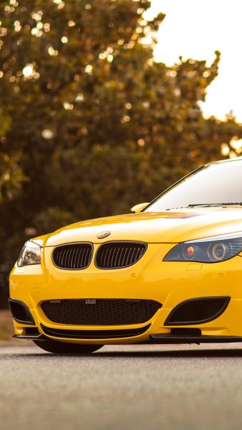 Yellow BMW M5 iPhone HD Wallpaper.