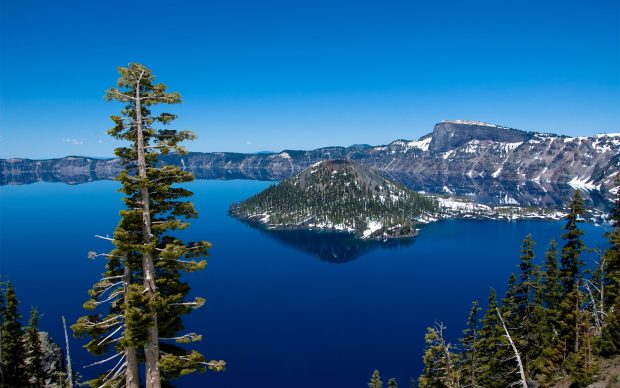 Awesome Crater Lake Wallpaper.