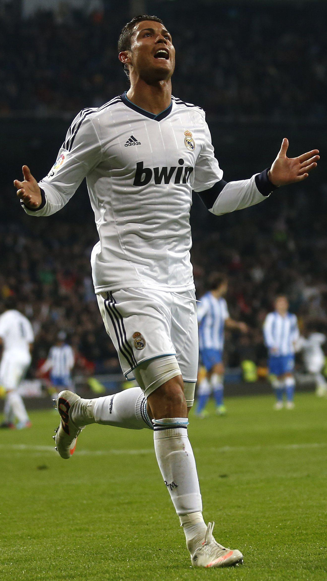 Cristiano Ronaldo iPhone Wallpaper HD | PixelsTalk.Net