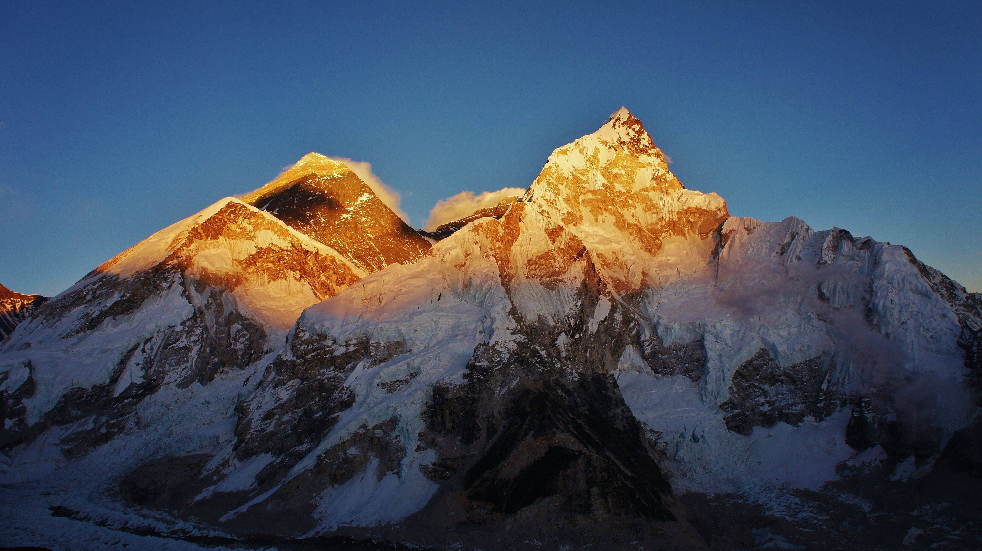 Everest Hd Wallpaper