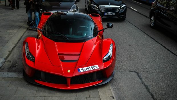 Free Car Ferrari Laferrari Backgrounds.