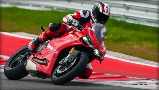 Free Download Ducati Images0HD.