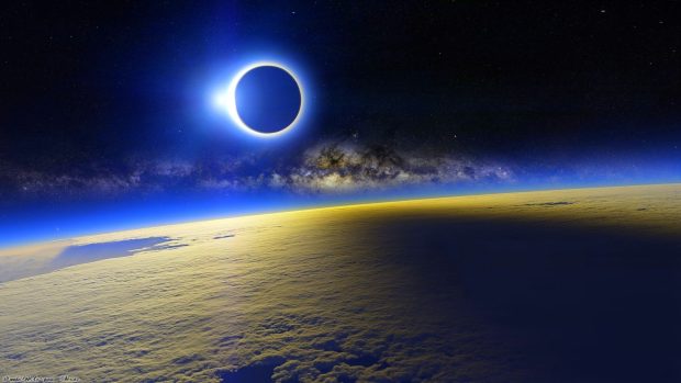 Free solar eclipse wallpaper.