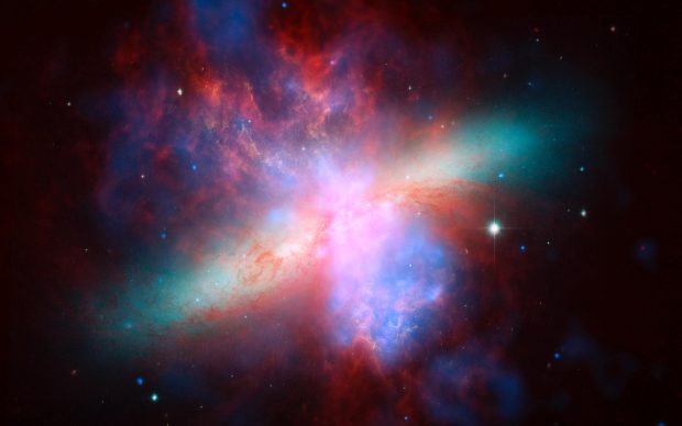 Hubble Telescope Space Images 2560x1600.