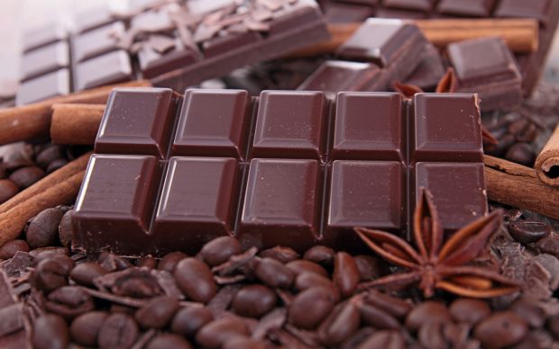 Chocolate Wallpaper HD.