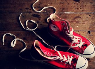 Converse Wallpaper HD.