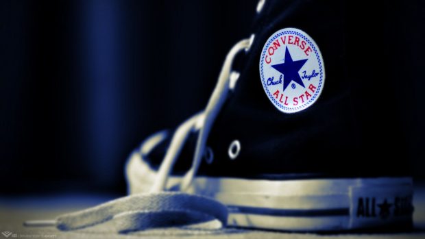 Download Free Converse Wallpaper.