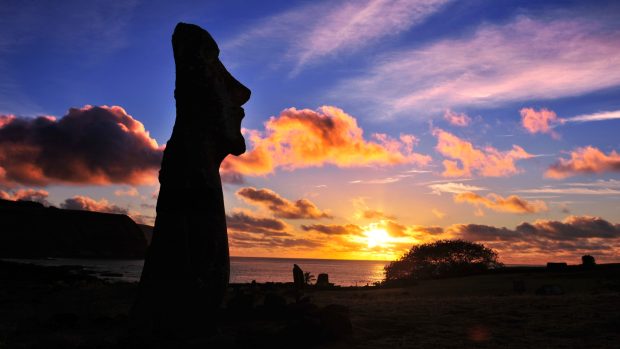 Moai Silhouette On Easter Isl At Sunset HD Desktop Background